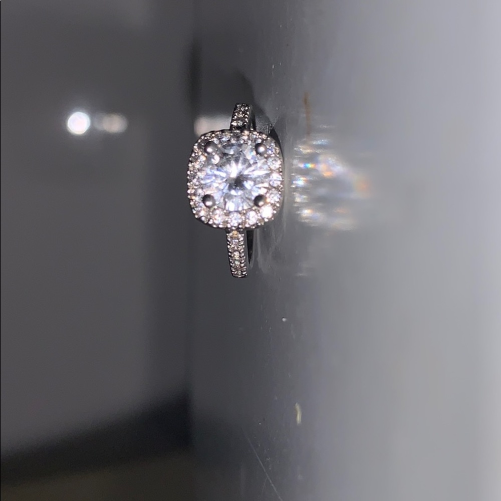 Crystal ring - Picture 2 of 2